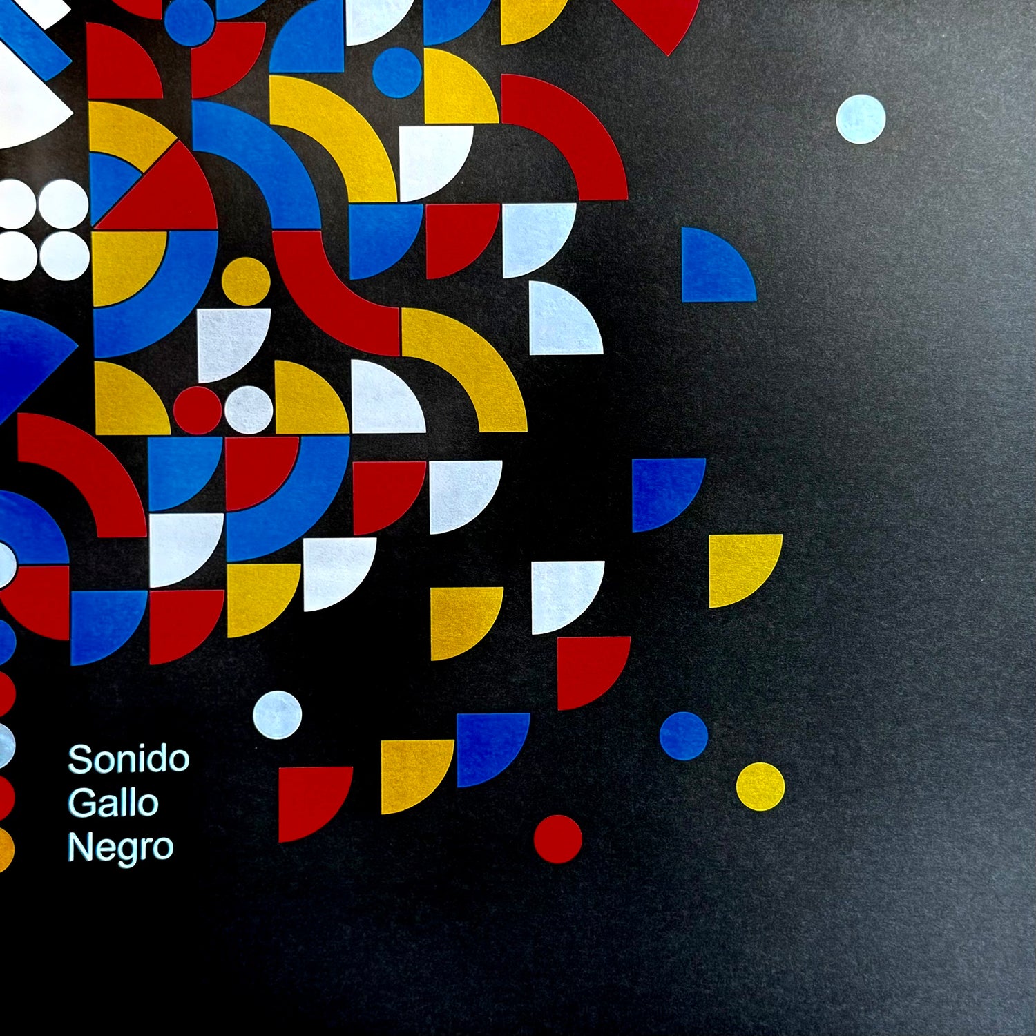 Sonido Gallo Negro · Paganismo (Edición oficial "sin portada" - Bundle: Libreto + poster + vinilo rojo)