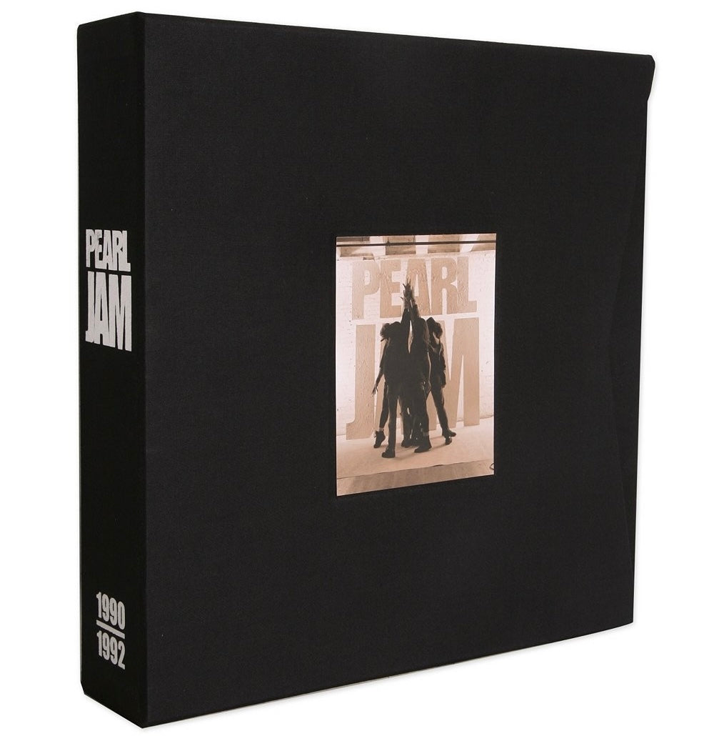 Pearl Jam – Ten (Super Deluxe Box Set 1990‑92 – 4 LP / 2 CD / DVD / Cassette – Edición Limitada)
